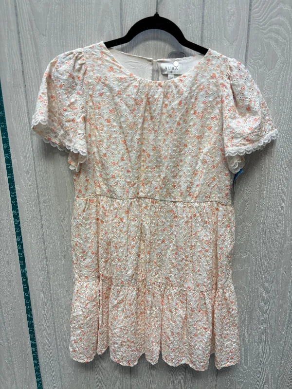 Discount Extravaganza wrap dressDress Casual Short By Aura In Cream & Orange, Size: S