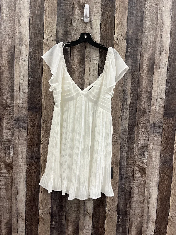 Limited Quantity office dressDress Party Short By Lulus In White, Size: L