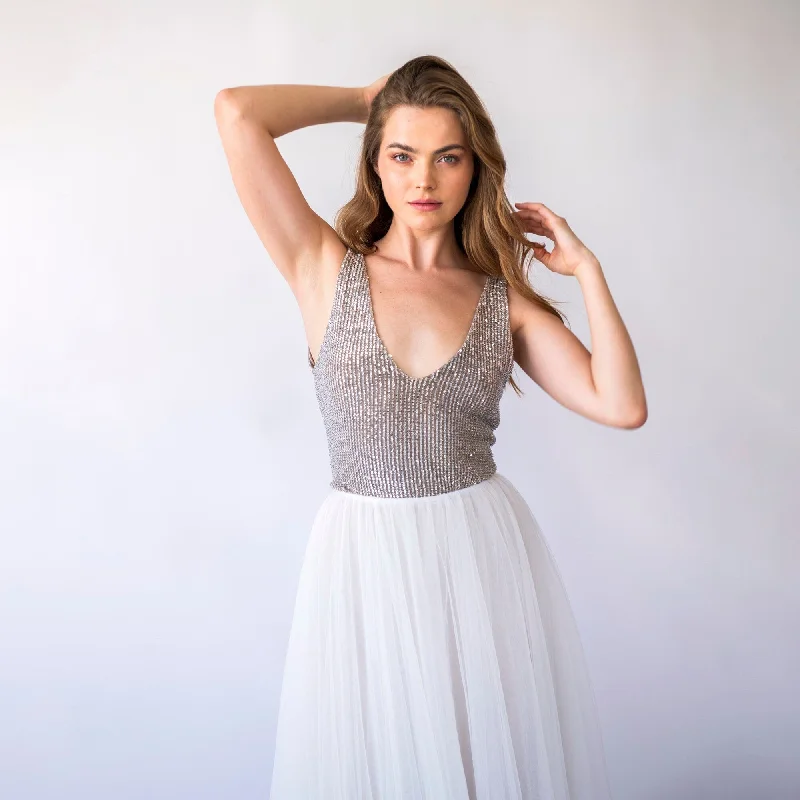 TIME-Limited Offer Sequins sleeveless top #2068