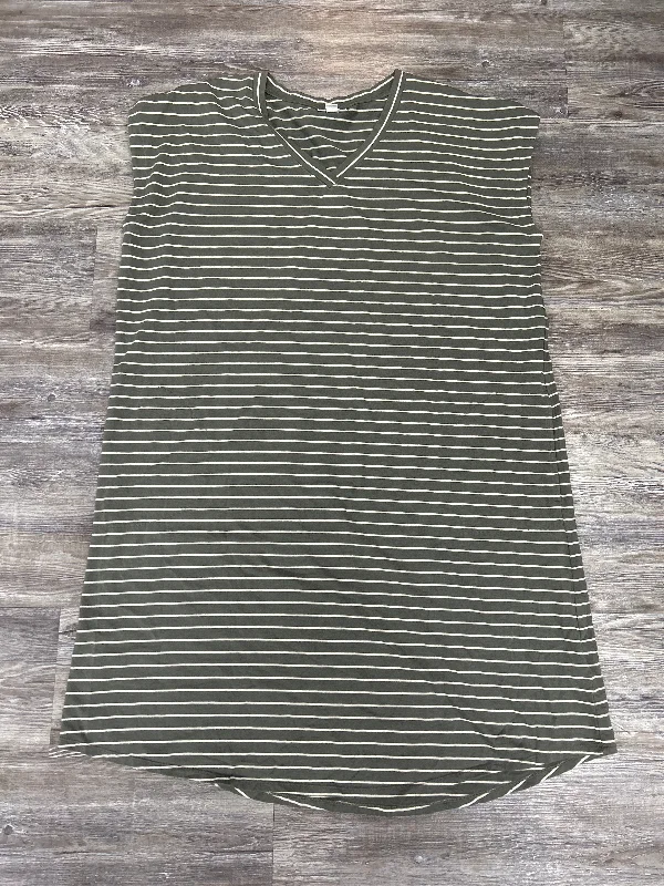 Can't Miss casual shift dressDress Casual Short By J. Jill In Green & White, Size: Xl