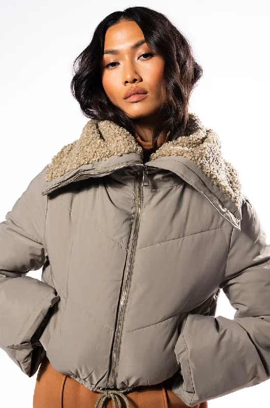 Now or Never fashionable outerwearAMANDA CROP PUFFER WITH SHERPA COLLAR