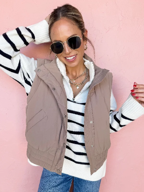 Deal Dash long-sleeve coatCoffee Shop Cutie Puffer Vest