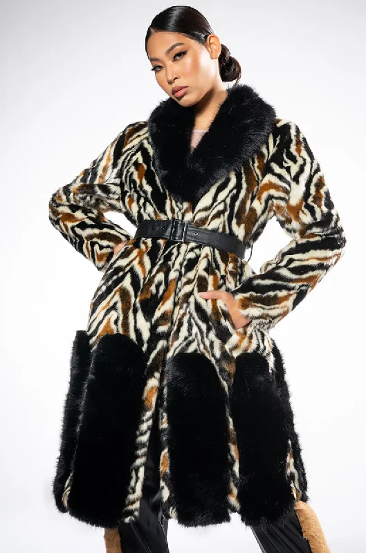 Year-End Sale sleek and warm coatLUXE ZEBRA FUR