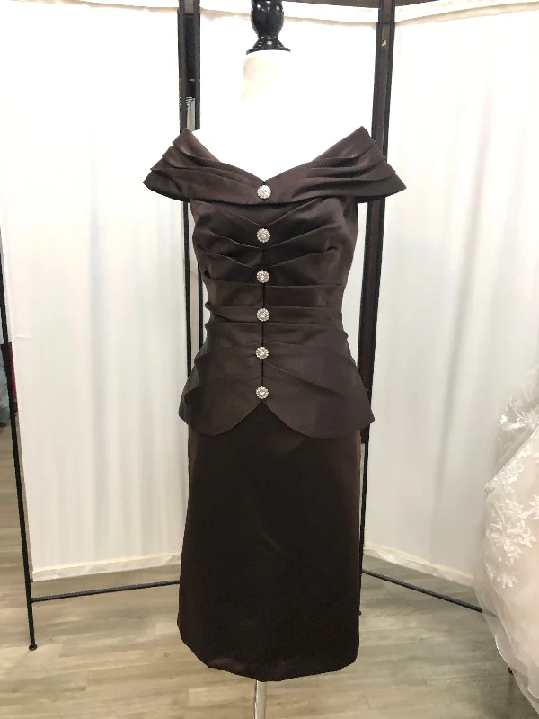 Crazy Savings Alfred Angelo 7256 top and matching 70706 skirt