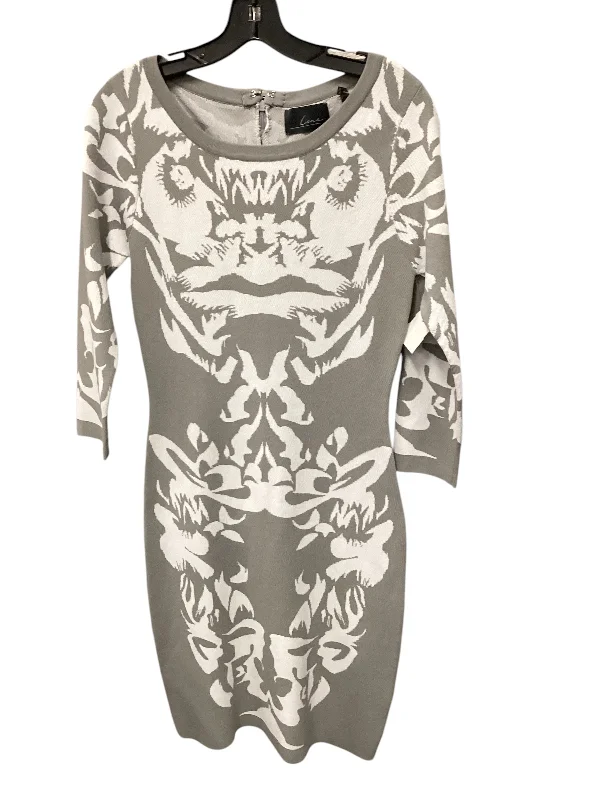 Value Deals relaxed fit dressDress Sweater By Clothes Mentor In Grey & White, Size: M