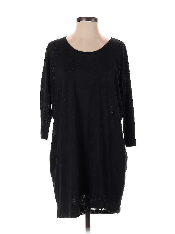 Extra Savings fitted workout hoodieCasual Dress