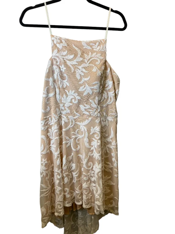 Big Discounts satin midi dressDress Party Short By City Triangles In Tan & White, Size: 16
