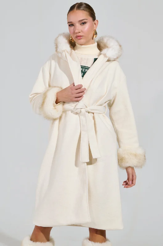 Stock Clearance trendy puffer coatLILA FUR TRIM COAT