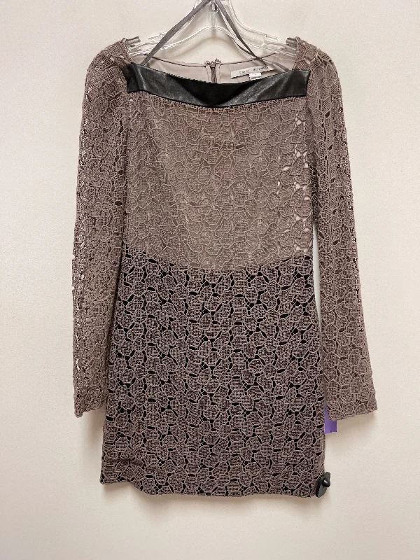 YEAR-End Clearance midi dressDress Designer By Diane Von Furstenberg  Size: S