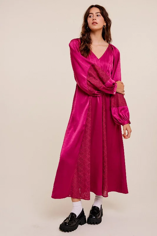 Deal Frenzy stylish dressMagenta V-Neck Pleated Maxi Dress With Lace Detailing