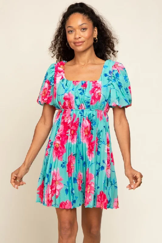 Hurry In stylish dressTurquoise Floral Chiffon Square Neck Pleated Dress