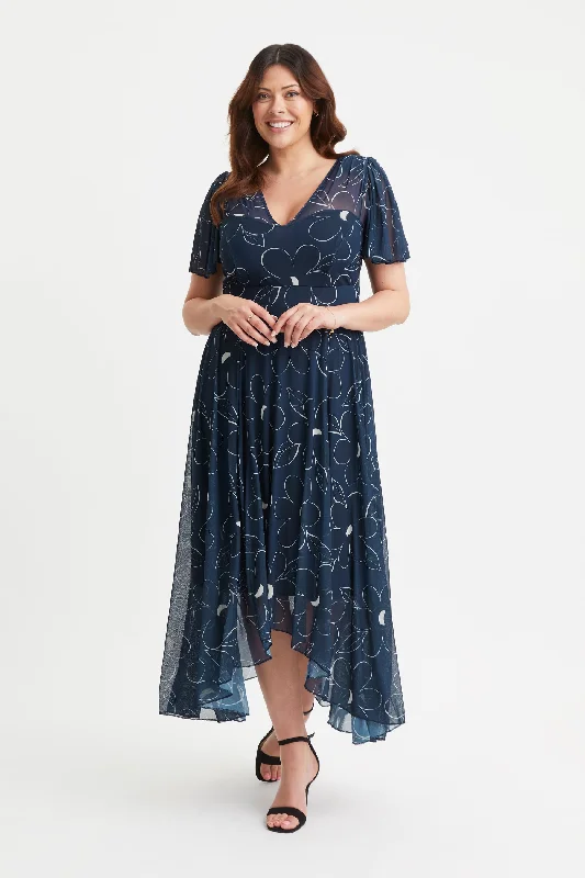 Exclusive Access casual knit dressTilly Navy Floral Print Angel Sleeve Sweetheart Dress