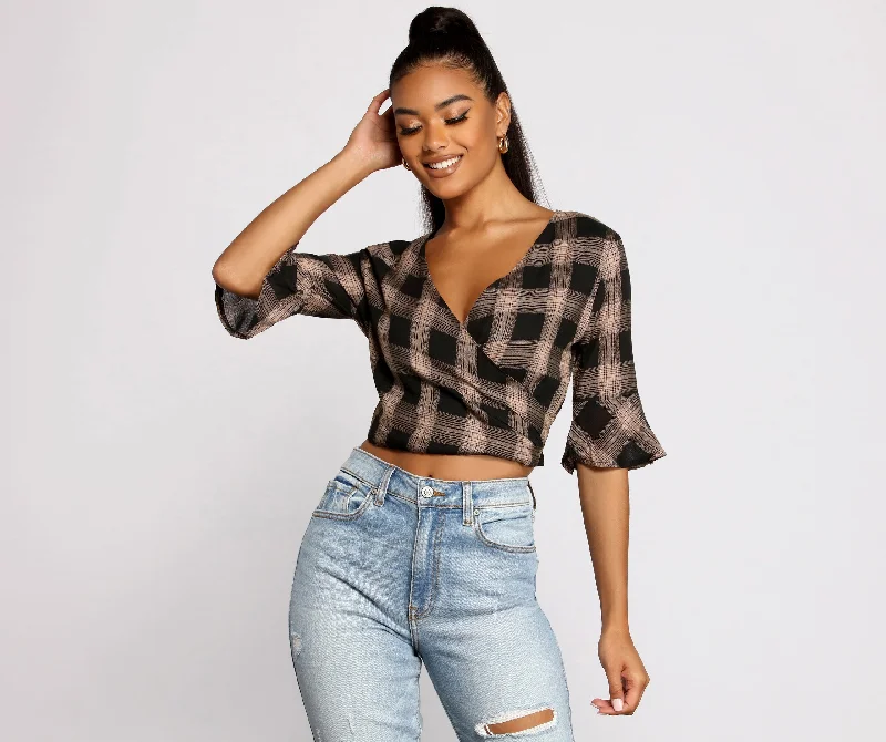 YEAR-End Sale Pretty In Plaid Crop Top