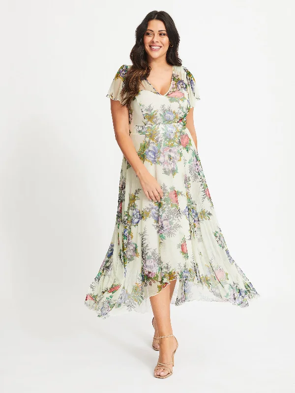 Weekend Flash Sale shift dressTilly Ivory Floral Print Angel Sleeve Sweetheart Dress